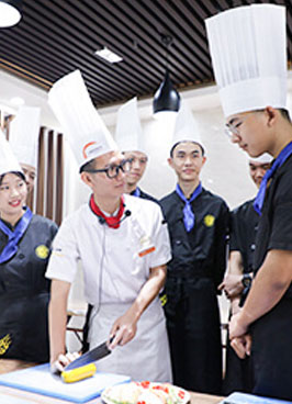 一对一小班教学,学历,厨师证